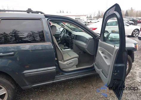 2007 Jeep Grand Cherokee Laredo z USA, uszkodzony, nr VIN 1J8GR48K47C537747